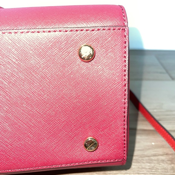 Henri Bendel RED small turn lock satchel with shoulder strap - Picture 7 of 8